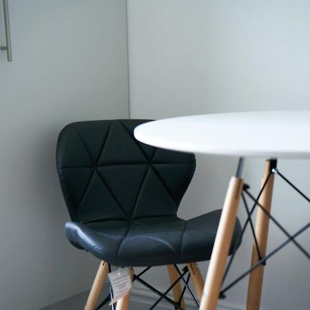 Meadow Apartment Dumbarton Bagian luar foto